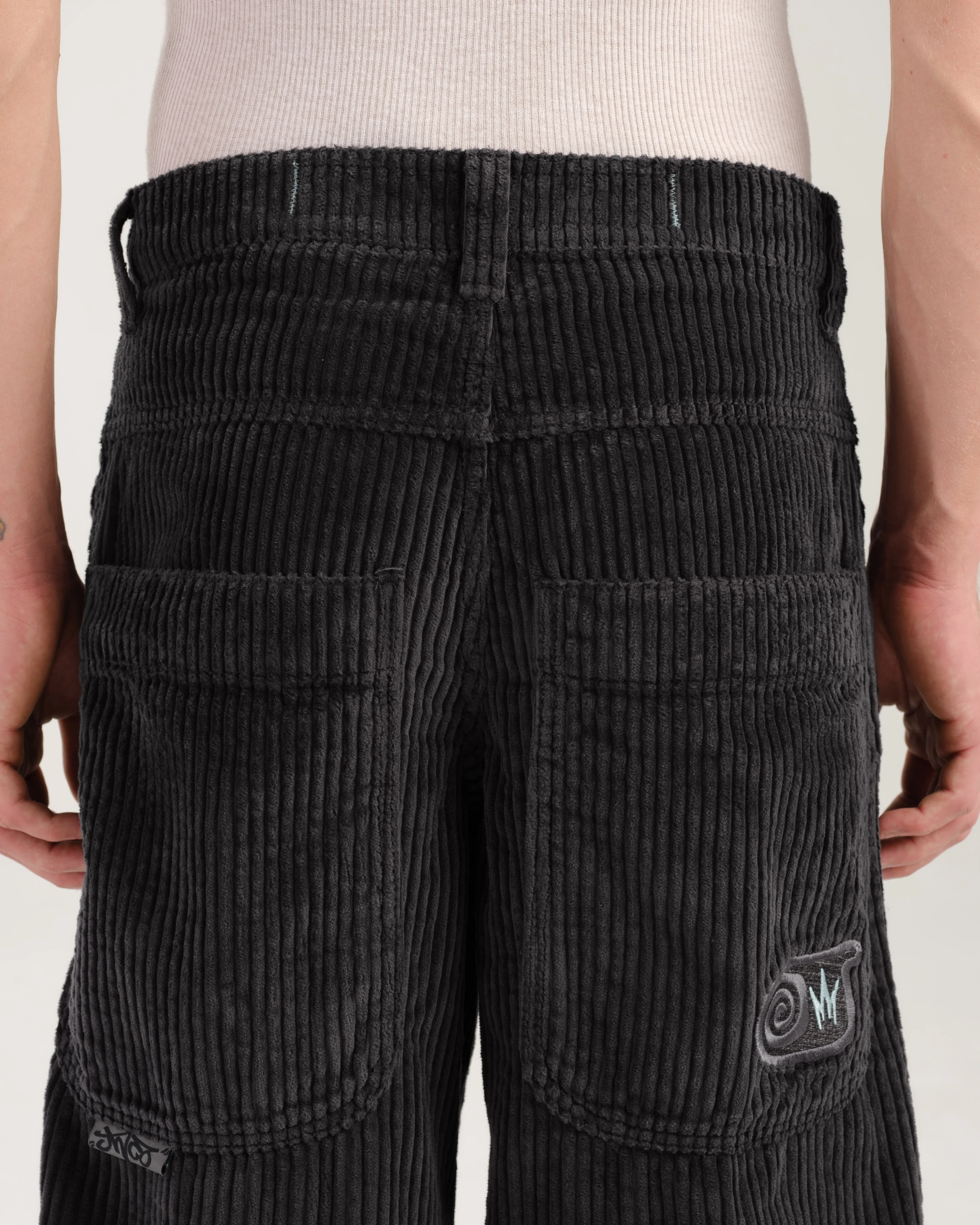 101 Twin Cannon. 26. 4 Wale Corduroy. Magnet.
