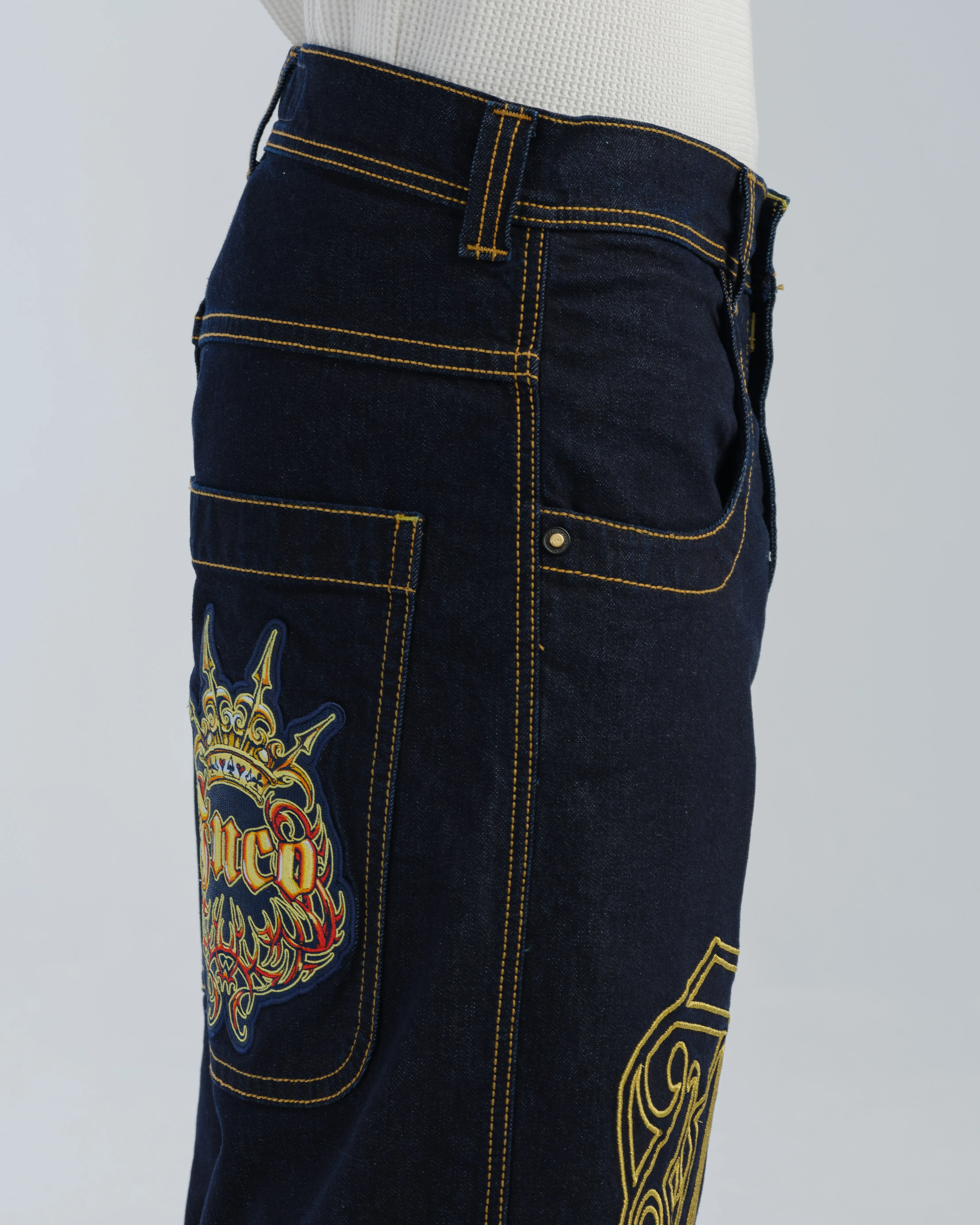 1101 Royal Twin. 26. Dark Indigo.