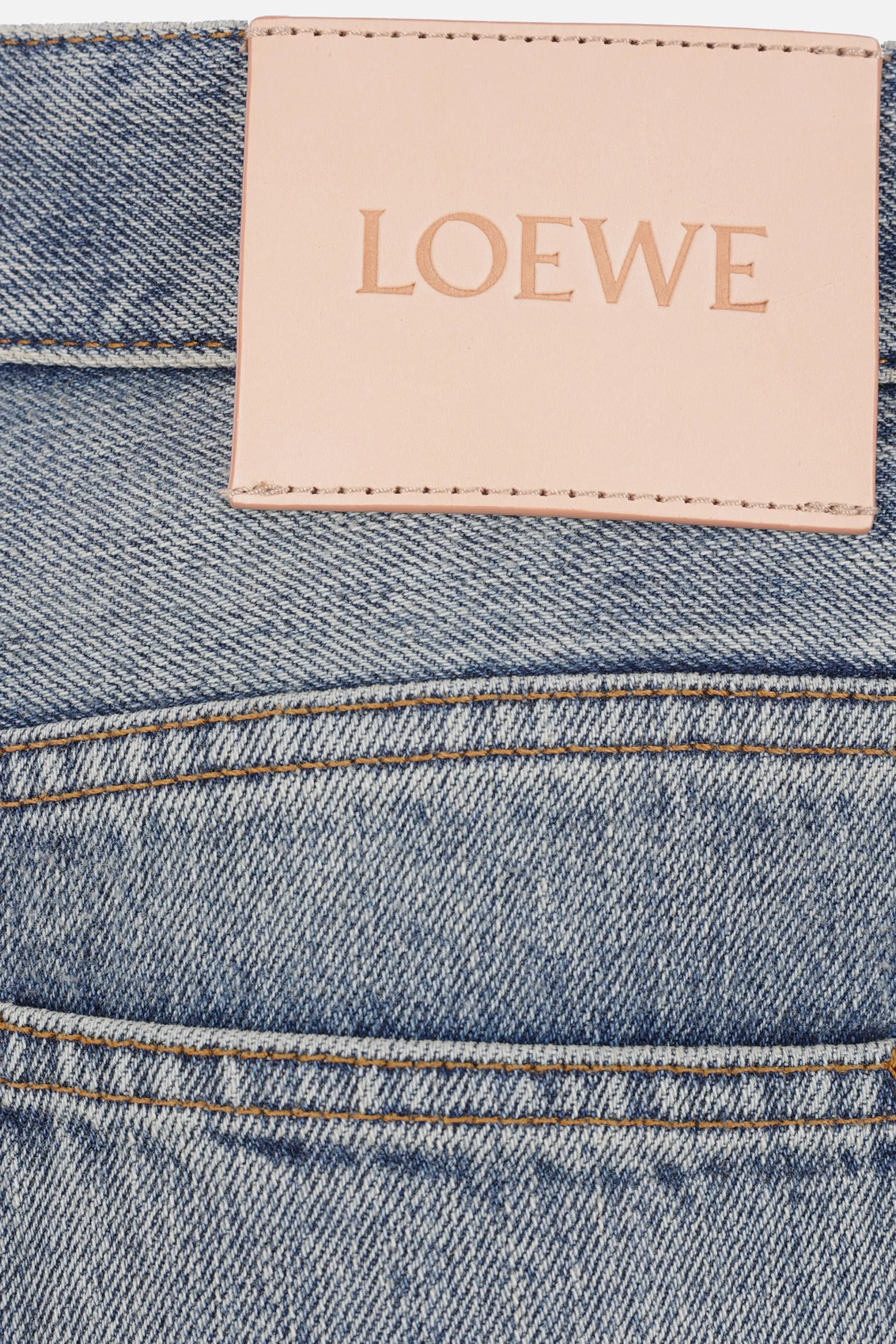 Anagram barrel jeans in denim