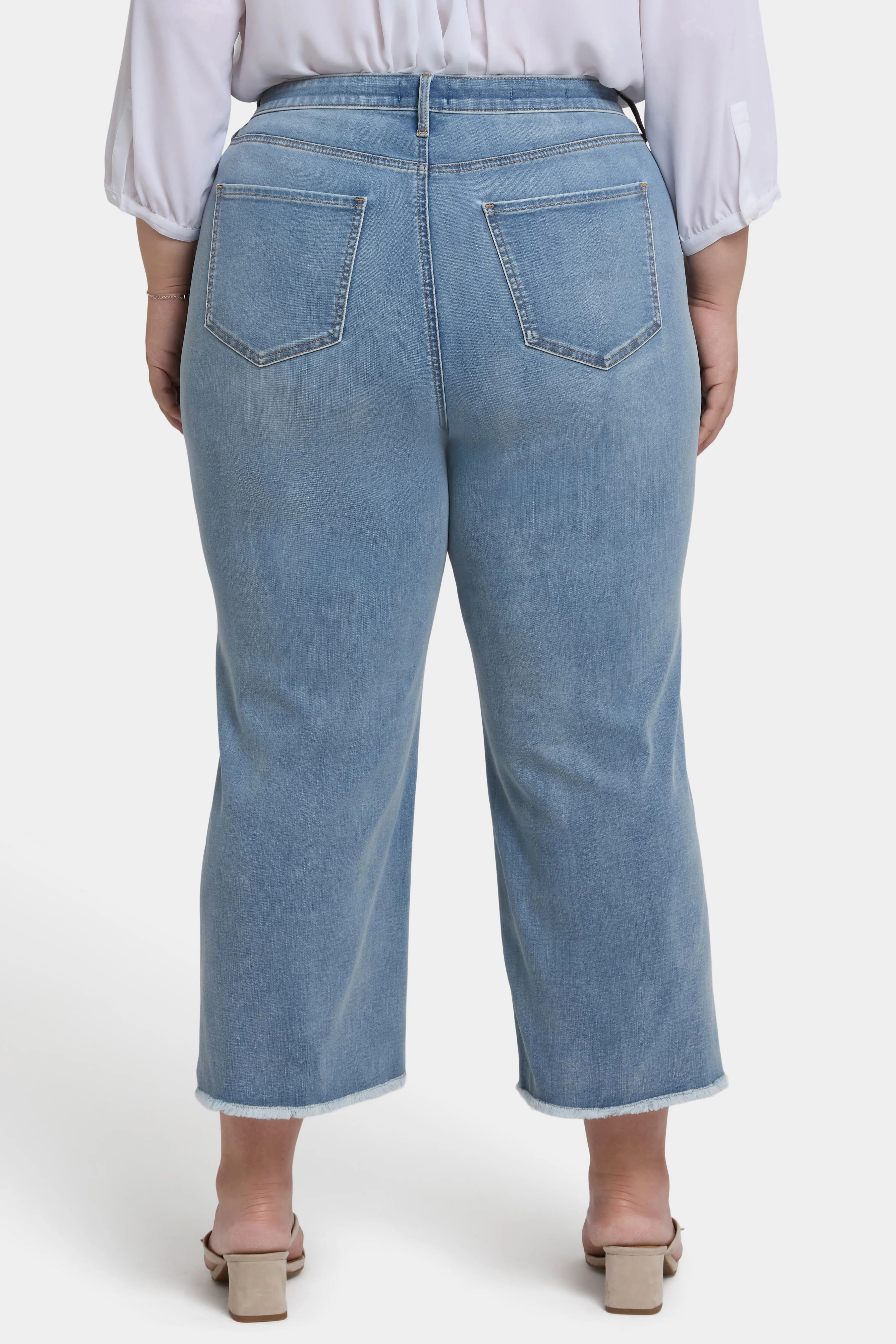 Coco Relaxed Wide Leg Crop Jeans In Plus Size - Santiago Sea