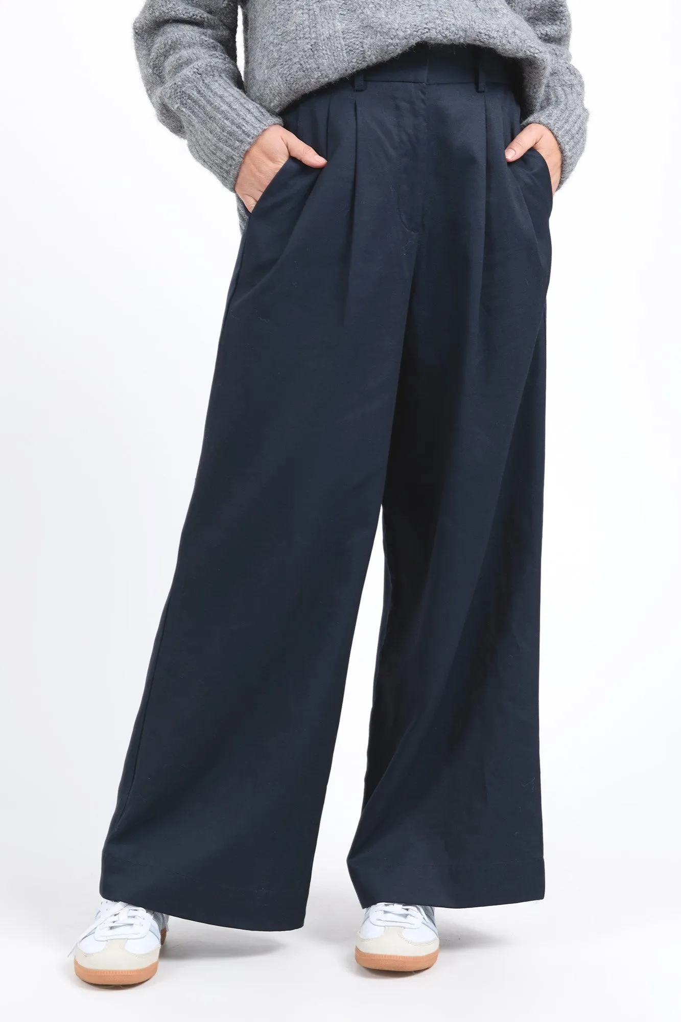 Elm Darcy Pant Dark Sapphire