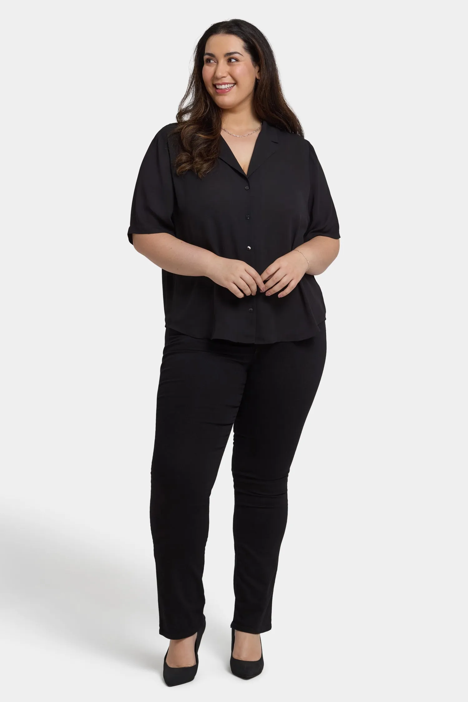 Gabrielle Short Sleeved Blouse In Plus Size - Black