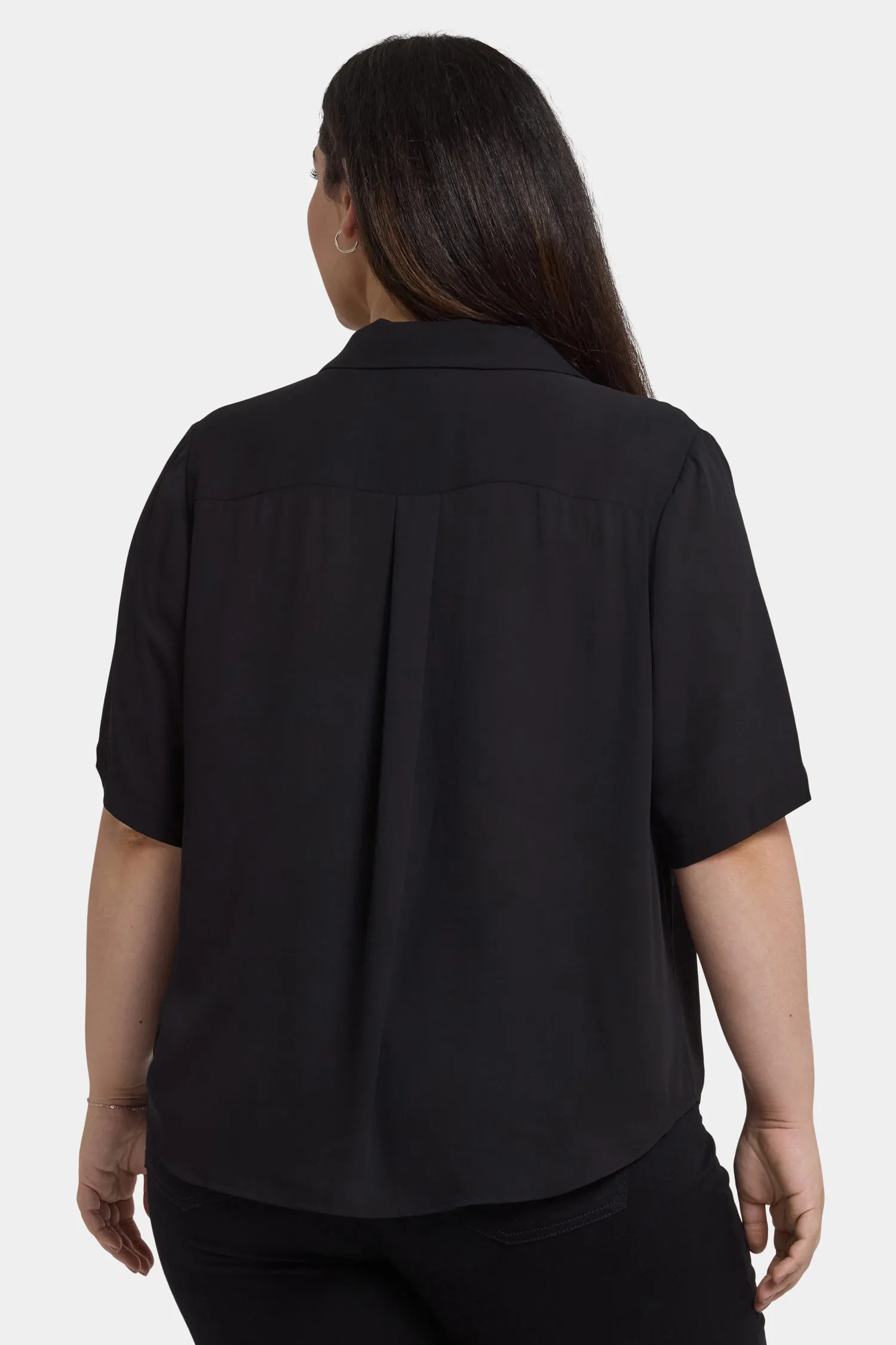 Gabrielle Short Sleeved Blouse In Plus Size - Black