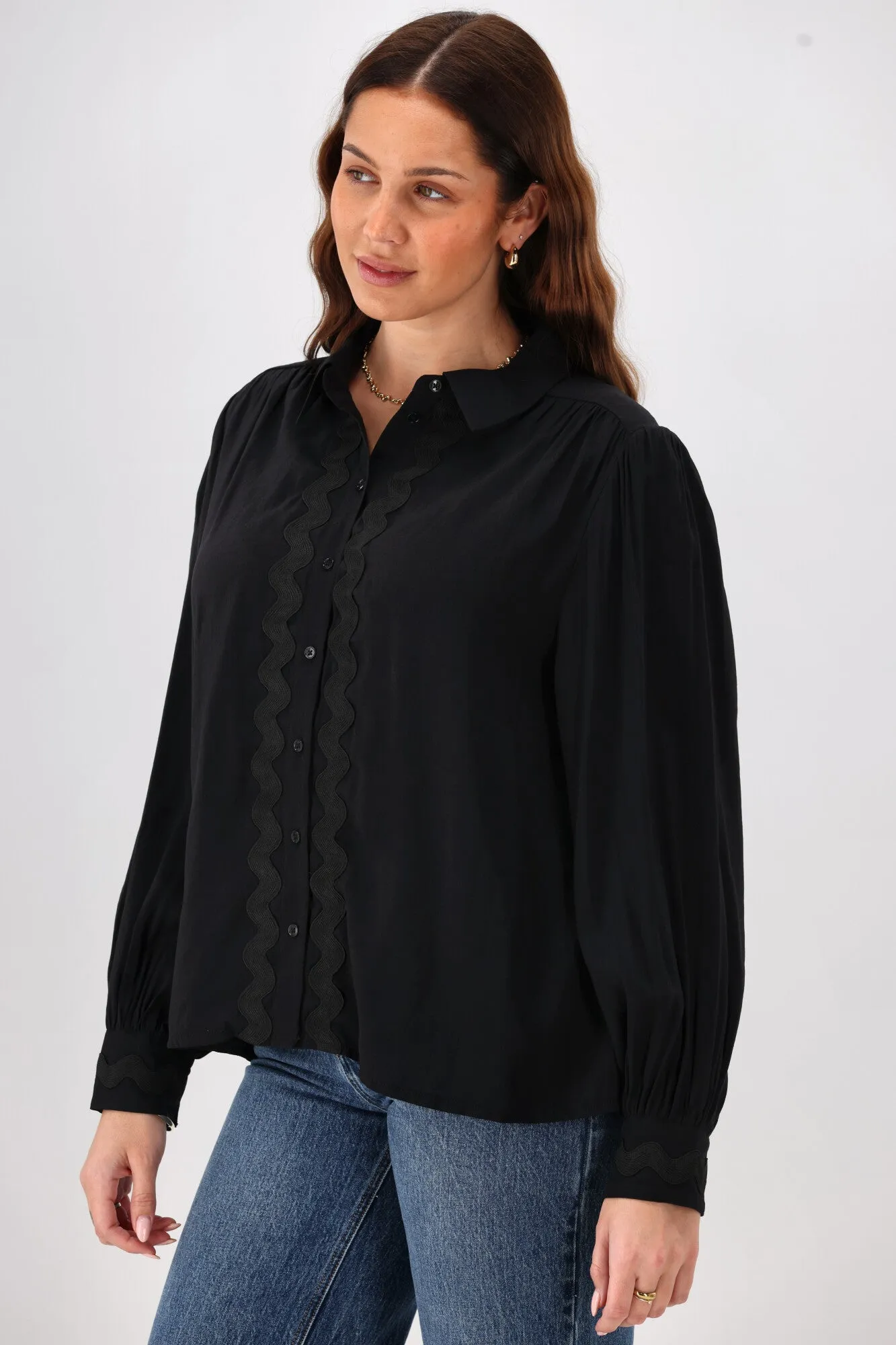 Gloss the Label Kelleigh Ric Rac Lace Shirt Black