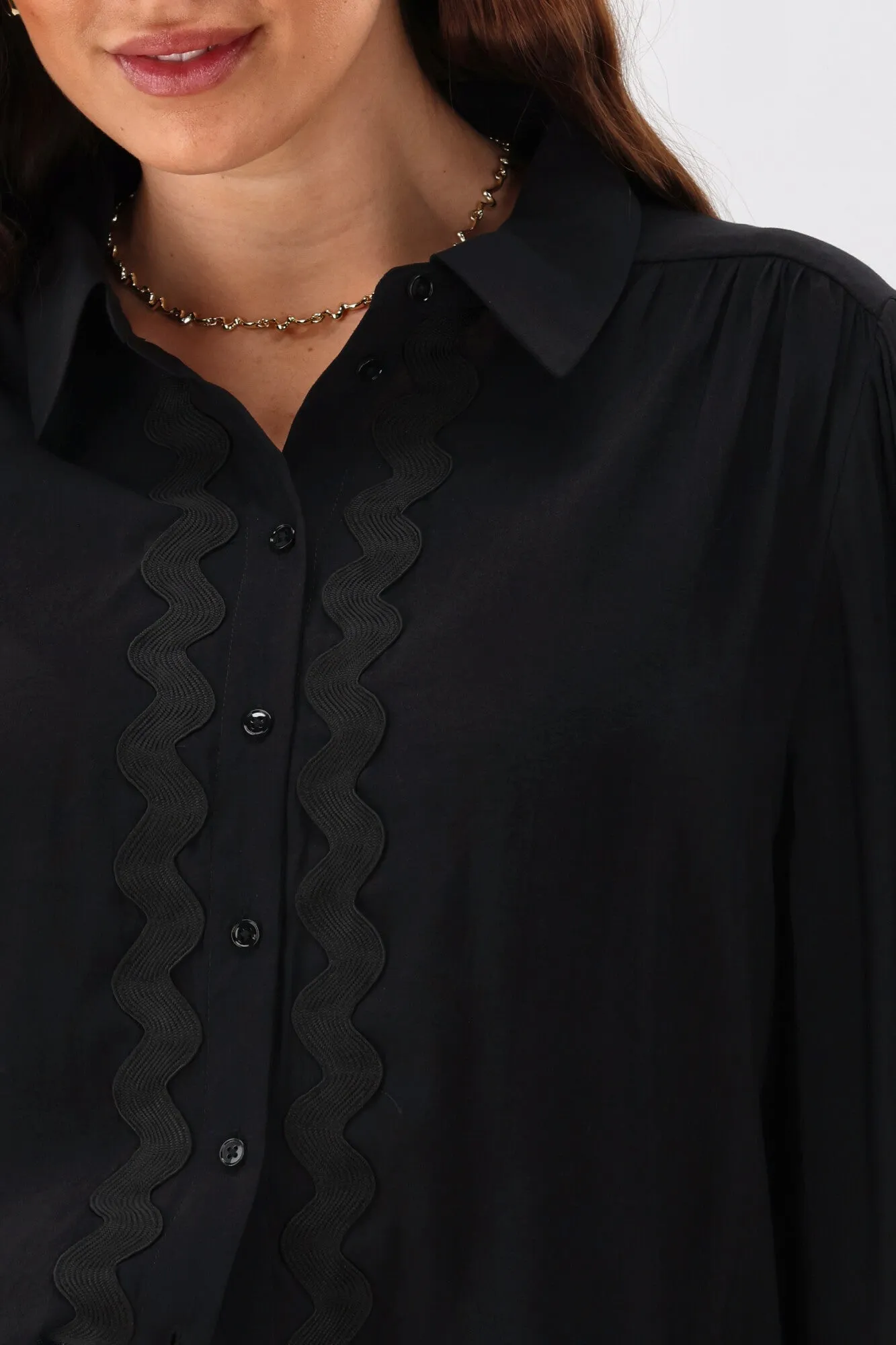Gloss the Label Kelleigh Ric Rac Lace Shirt Black