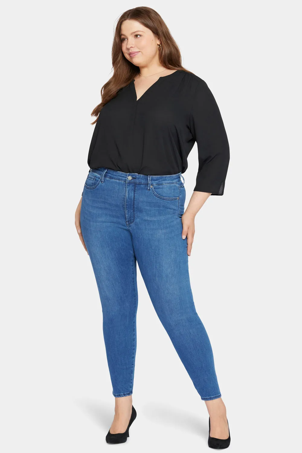 Le Silhouette Ami Skinny Jeans In Plus Size - Amour