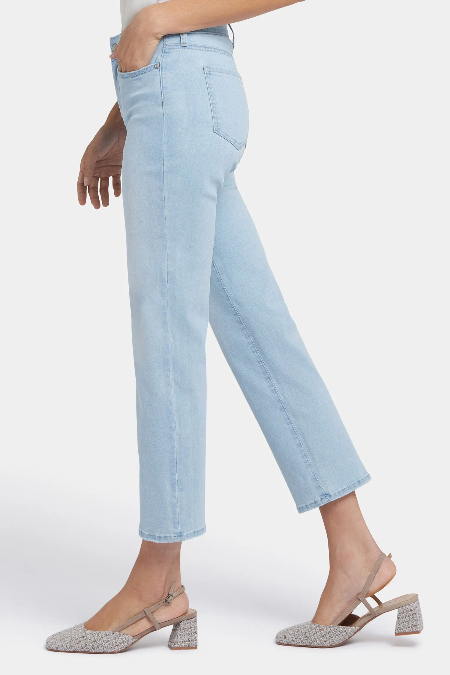 Marilyn Straight Ankle Jeans In Petite - Clear Waters