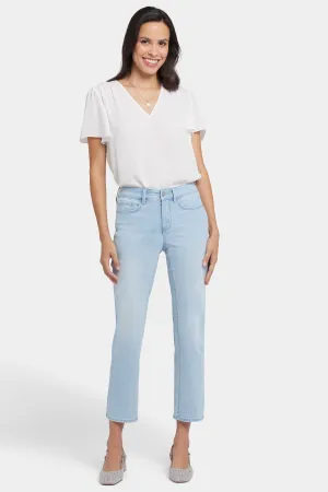 Marilyn Straight Ankle Jeans In Petite - Clear Waters