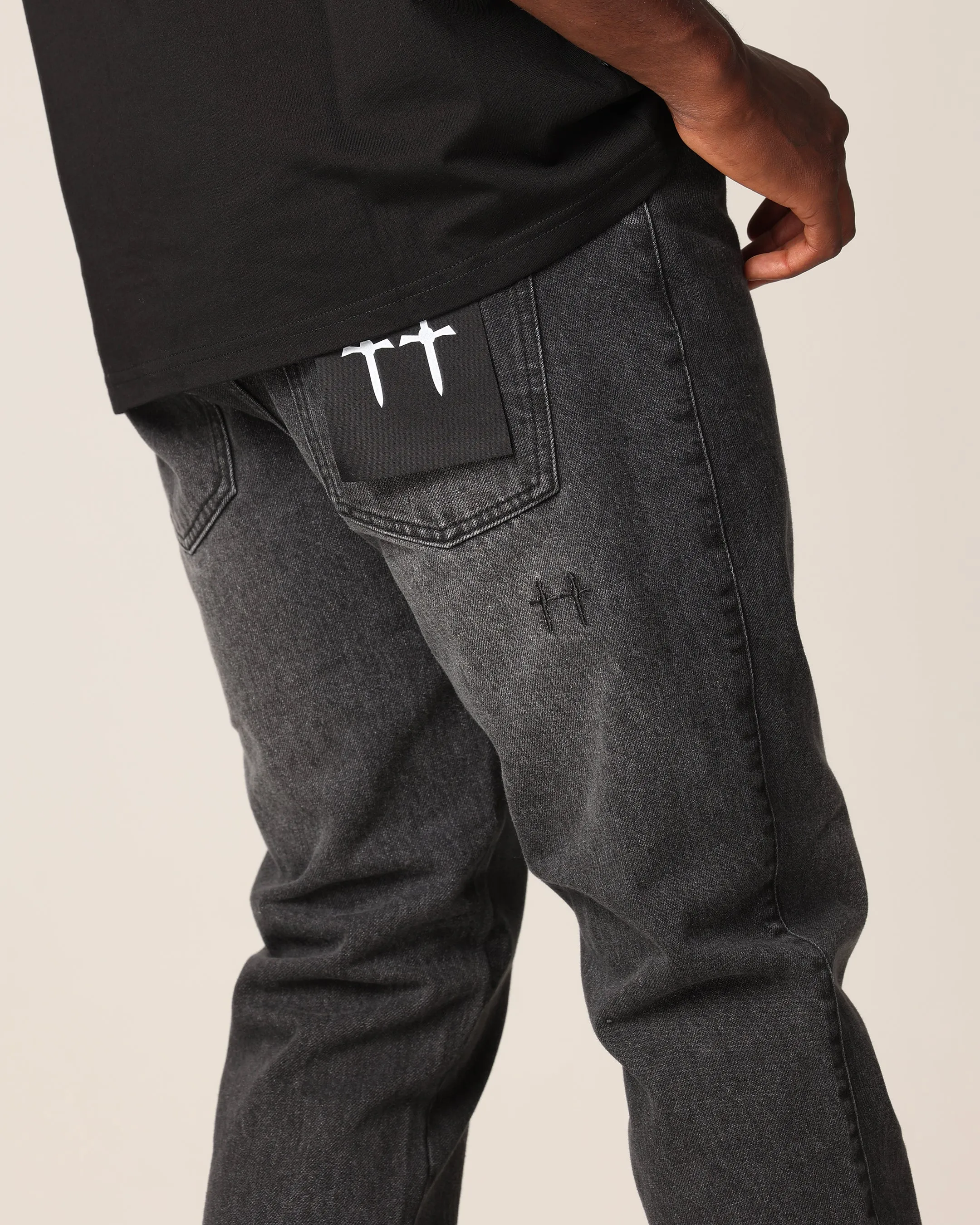 Saint Morta Essence Fimi Jeans Black Shadow