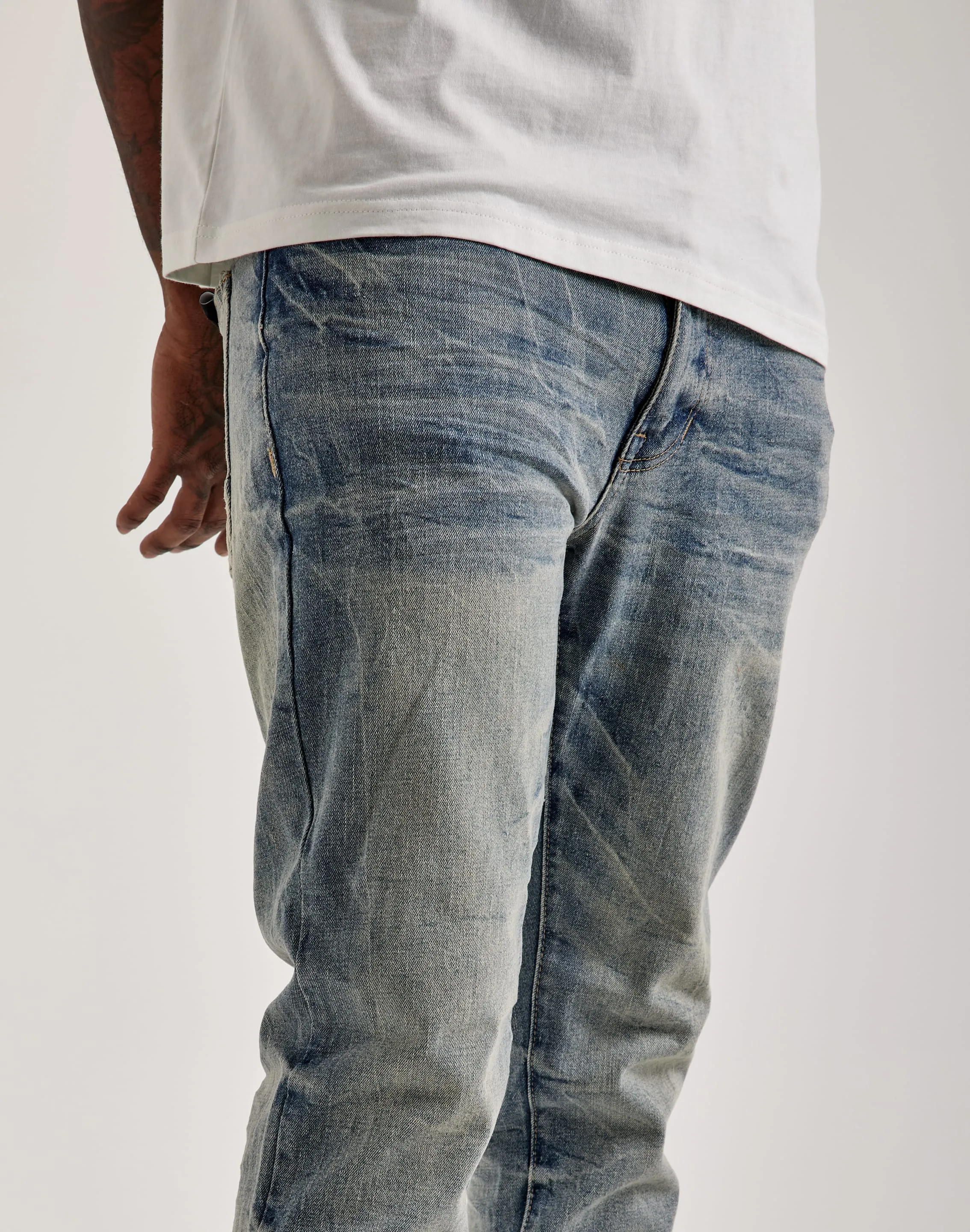 Smoke Rise Essential Jeans
