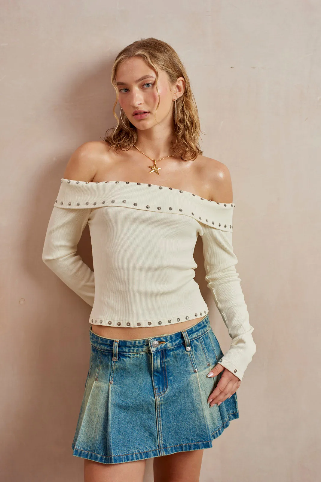 Steam Studded Top