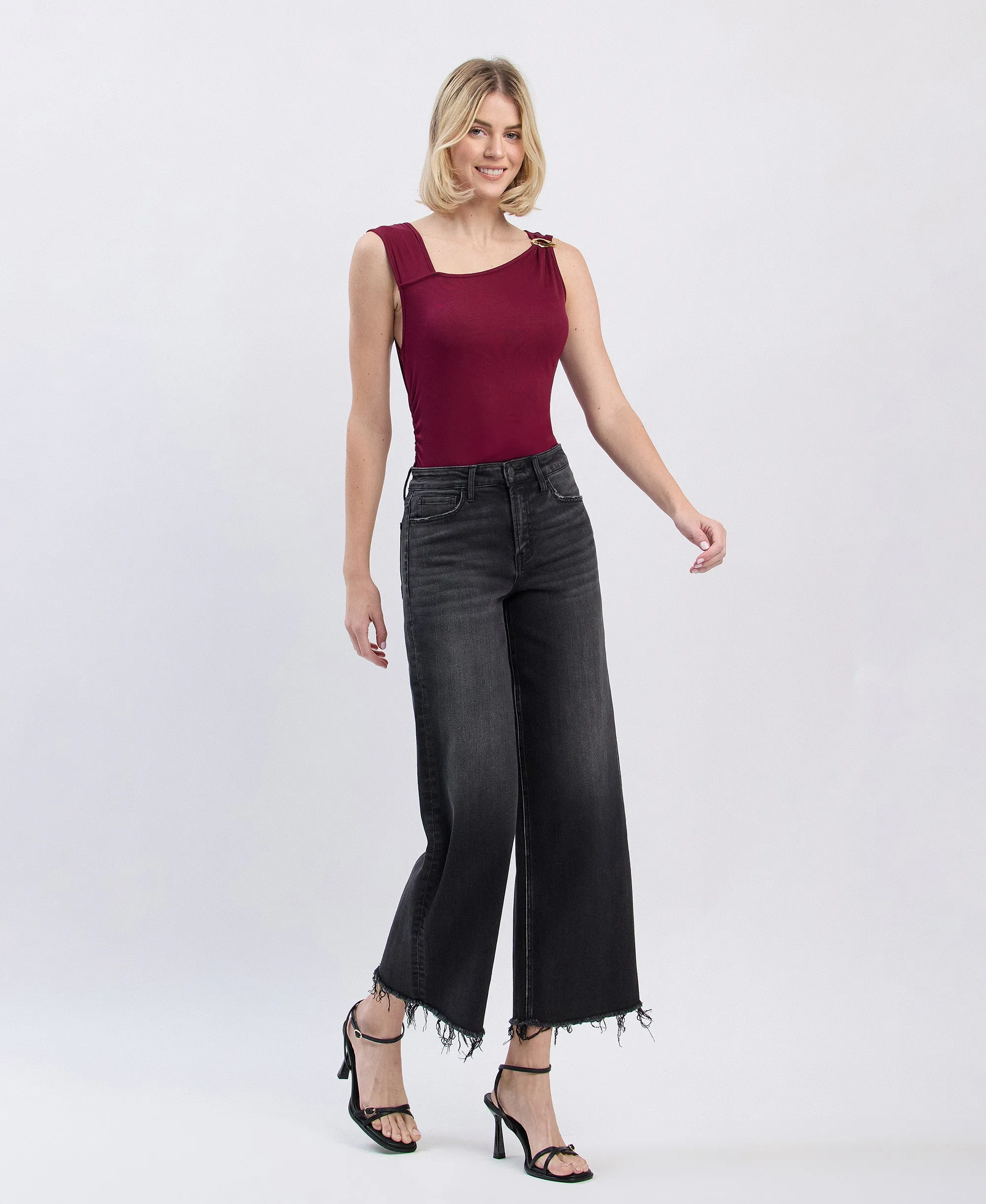 Stylized - High Rise Frayed Hem Ankle Wide Leg Jeans