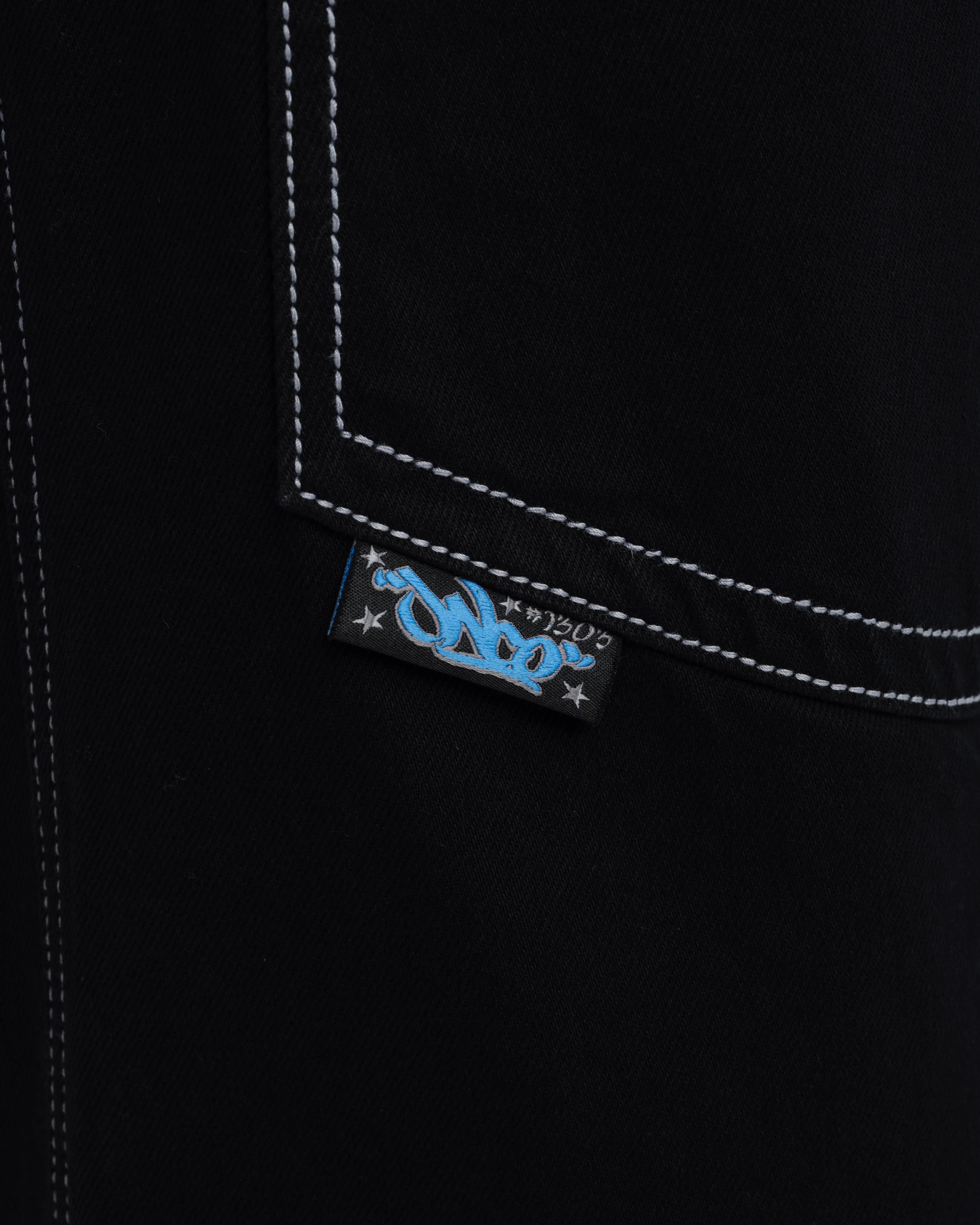W Battle. 30. Jet Black.