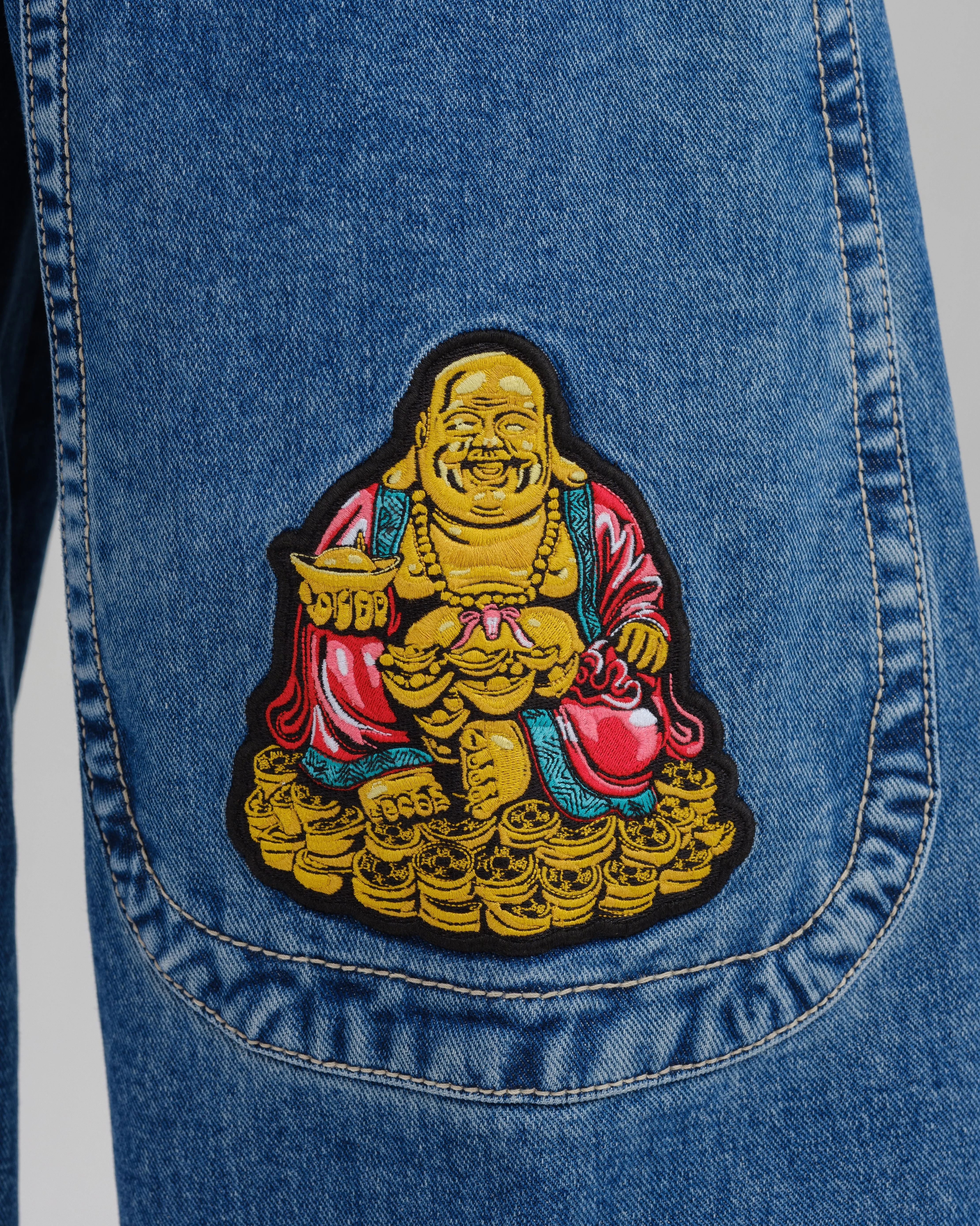 W Buddha. 28. Dark Stone.