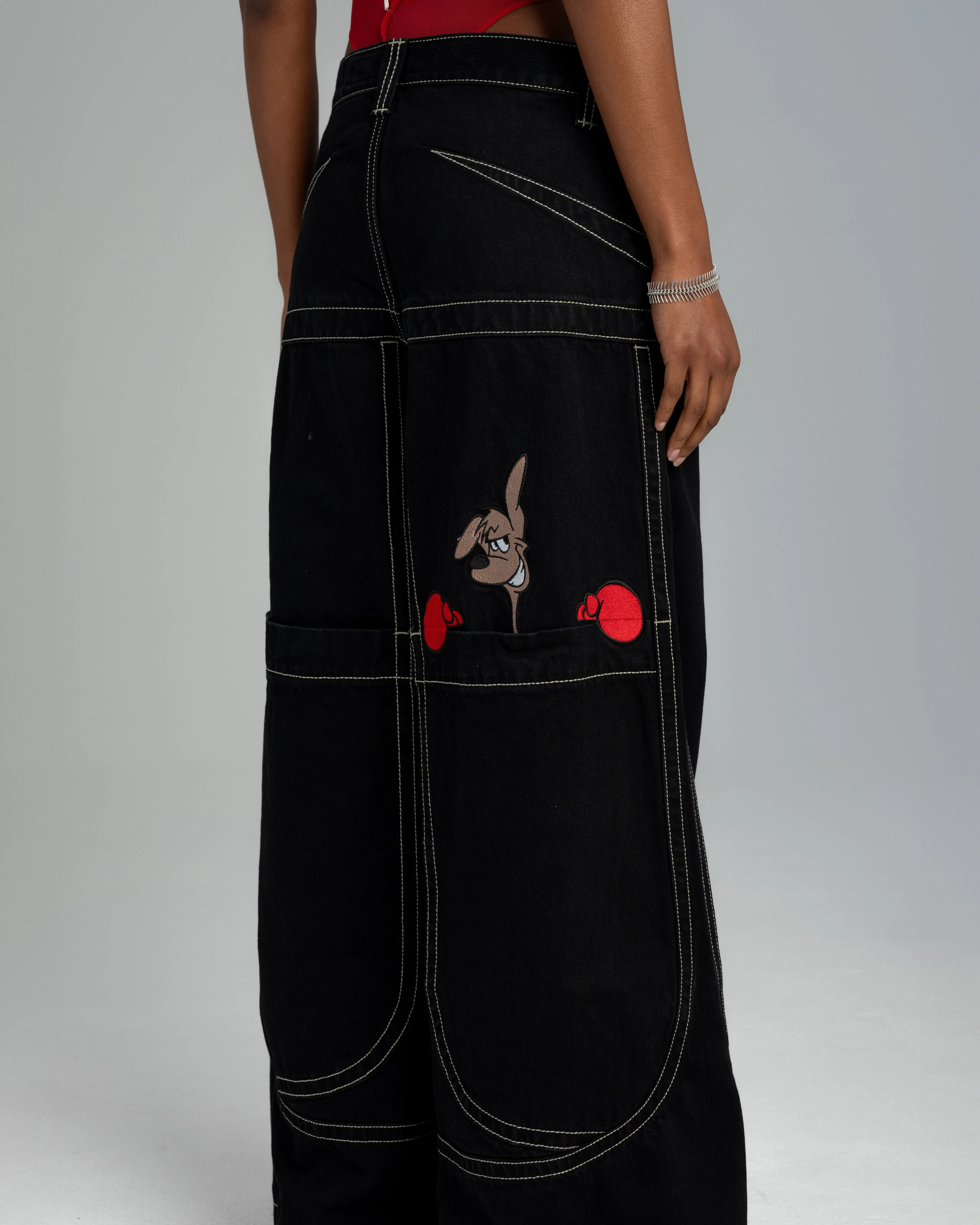 W Kangaroo. 34. Jet Black.